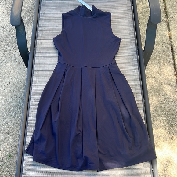 NWT Susana Monaco Mock Neck Dress Size Medium - Picture 6 of 13